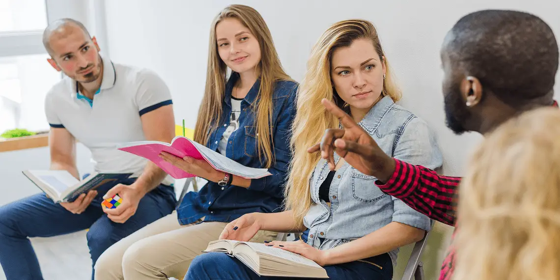 Що таке групові курси іноземних мов для бізнесу?